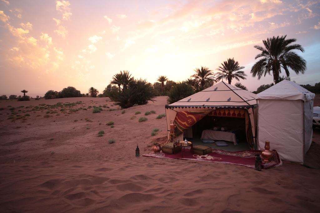 Fibule Du Draa Kasbah D'hôtes Zagora Bagian luar foto