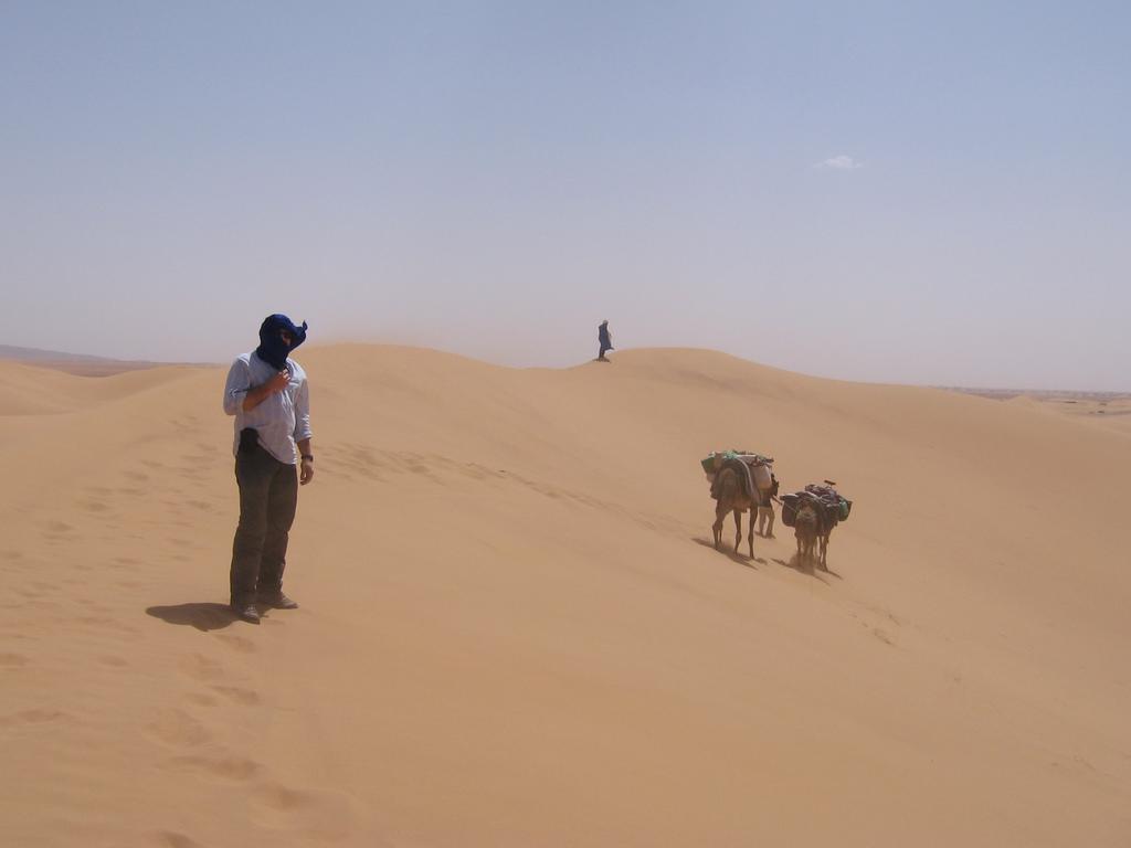 Fibule Du Draa Kasbah D'hôtes Zagora Bagian luar foto