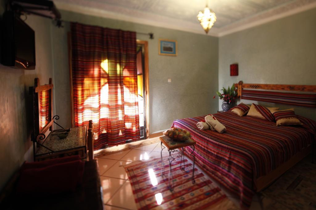 Fibule Du Draa Kasbah D'hôtes Zagora Bagian luar foto