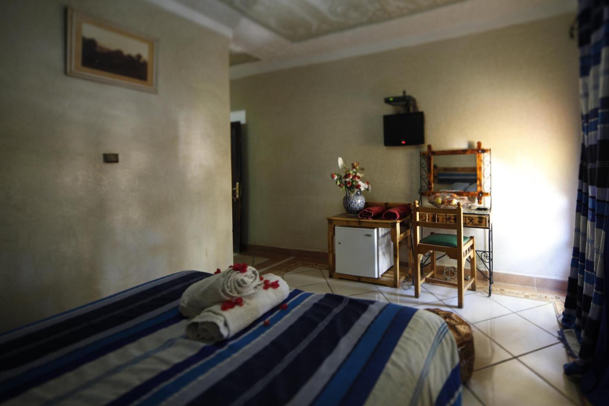 Fibule Du Draa Kasbah D'hôtes Zagora Bagian luar foto
