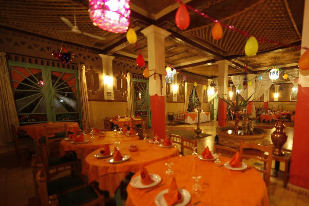 Fibule Du Draa Kasbah D'hôtes Zagora Bagian luar foto
