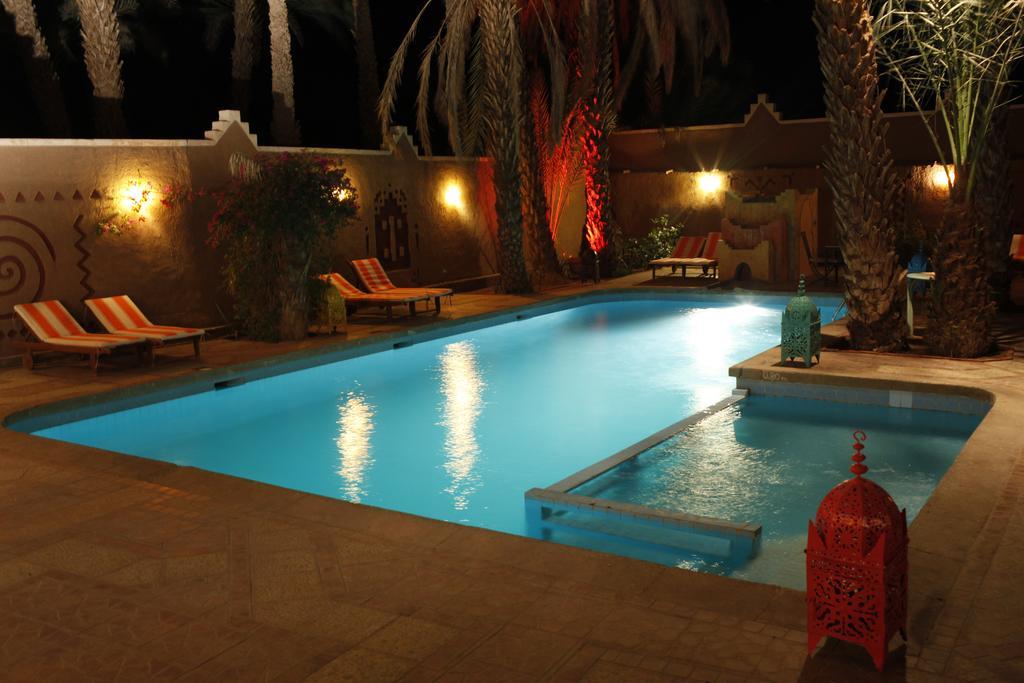 Fibule Du Draa Kasbah D'hôtes Zagora Bagian luar foto
