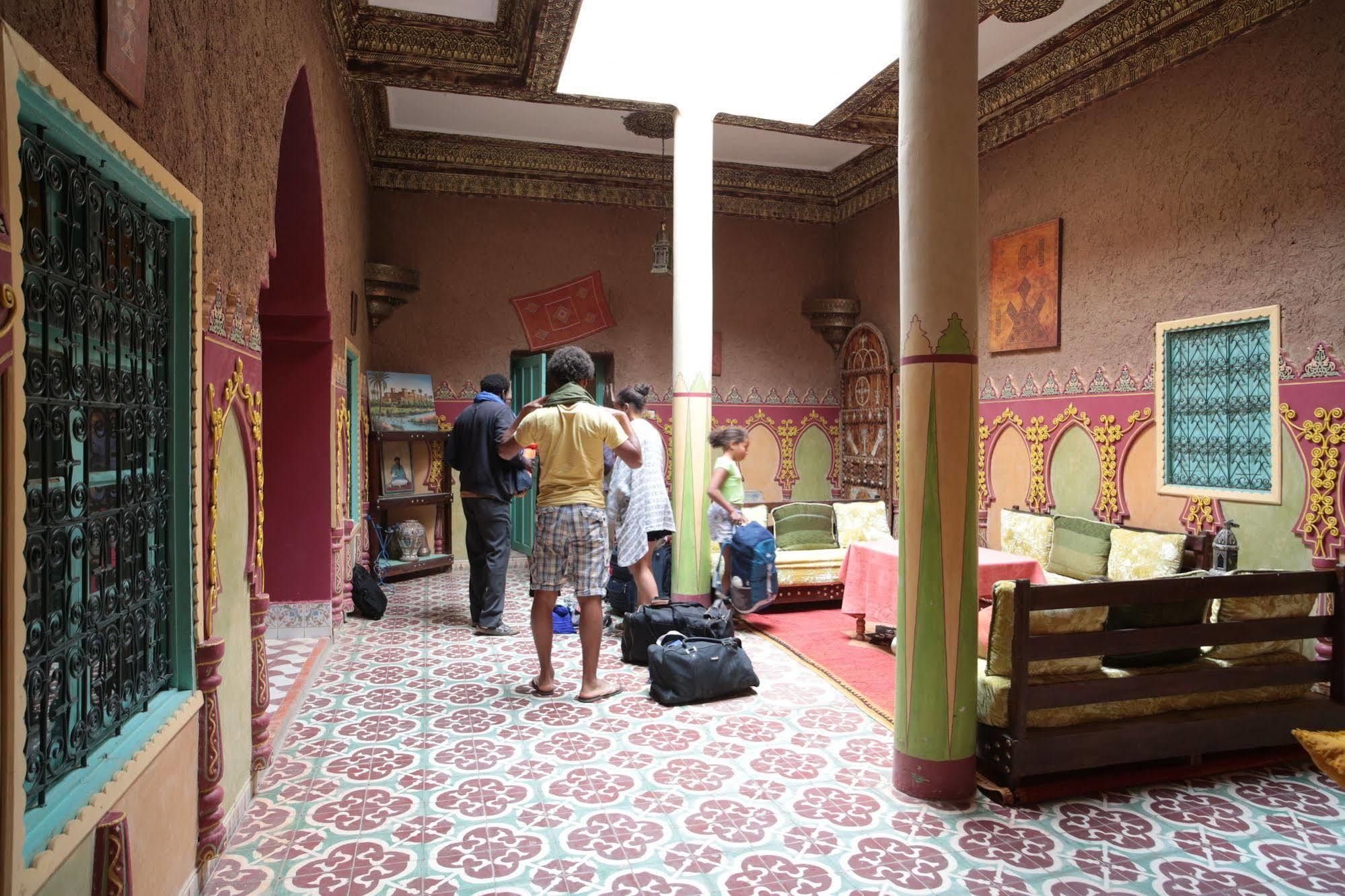 Fibule Du Draa Kasbah D'hôtes Zagora Bagian luar foto